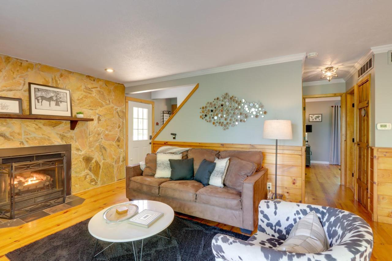 Вилла Blue Ridge Getaway With Hot Tub And Seasonal View! Экстерьер фото
